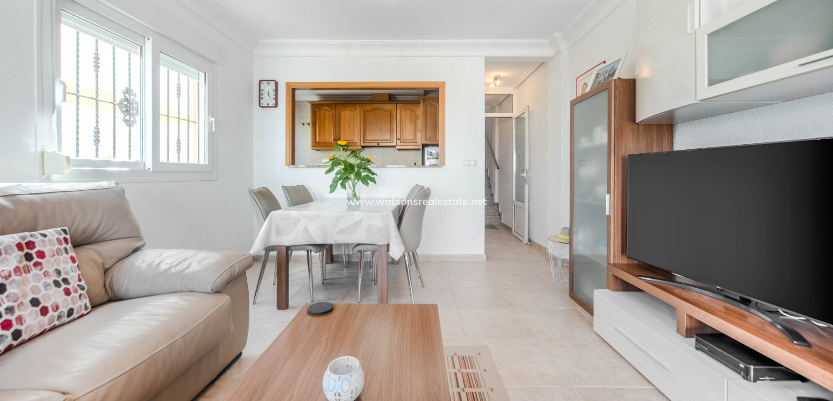 Resale - Parhus - Urb. La Marina