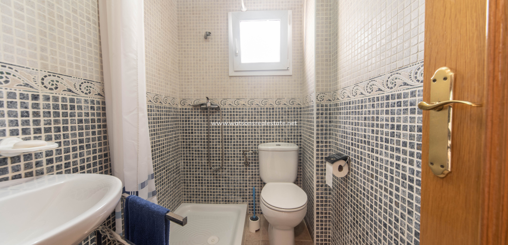 Resale - Parhus - Urb. La Marina