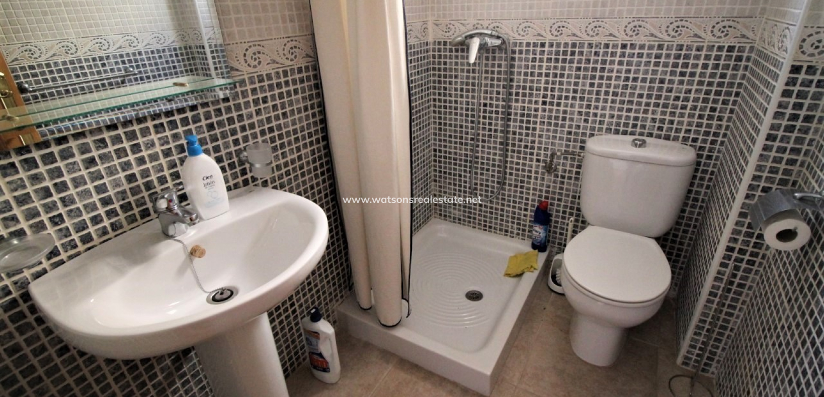 Resale - Parhus - Urb. La Marina