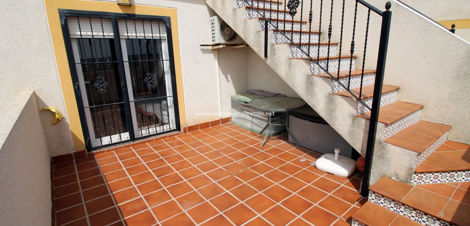 Resale - Parhus - Urb. La Marina