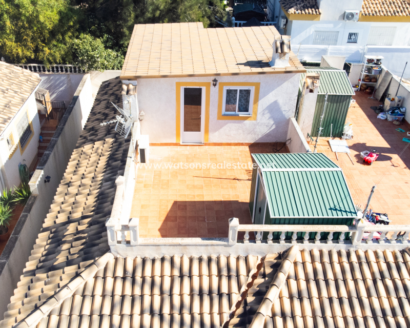 Resale - Parhus - Urb. La Marina