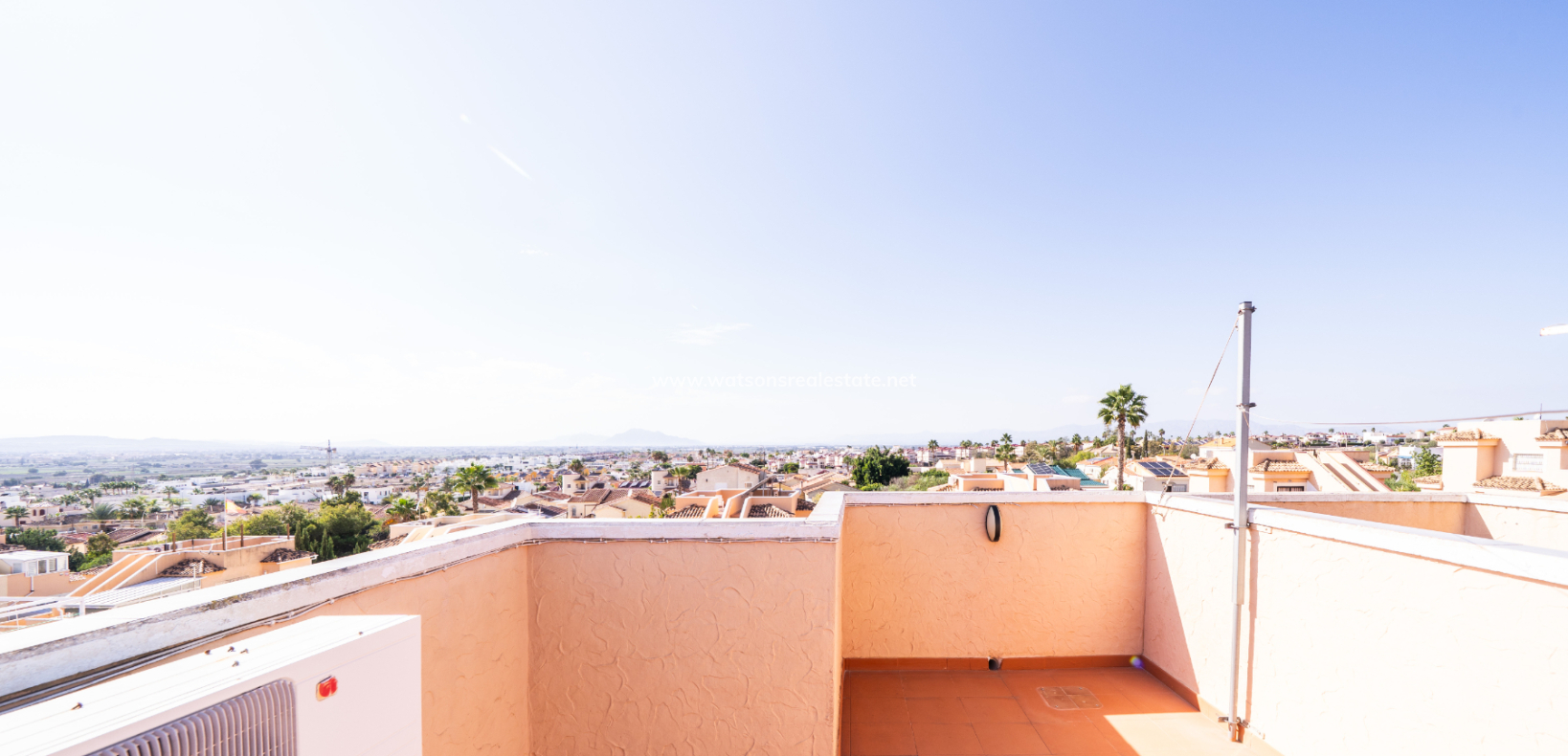 Resale - Parhus - Urb. La Marina