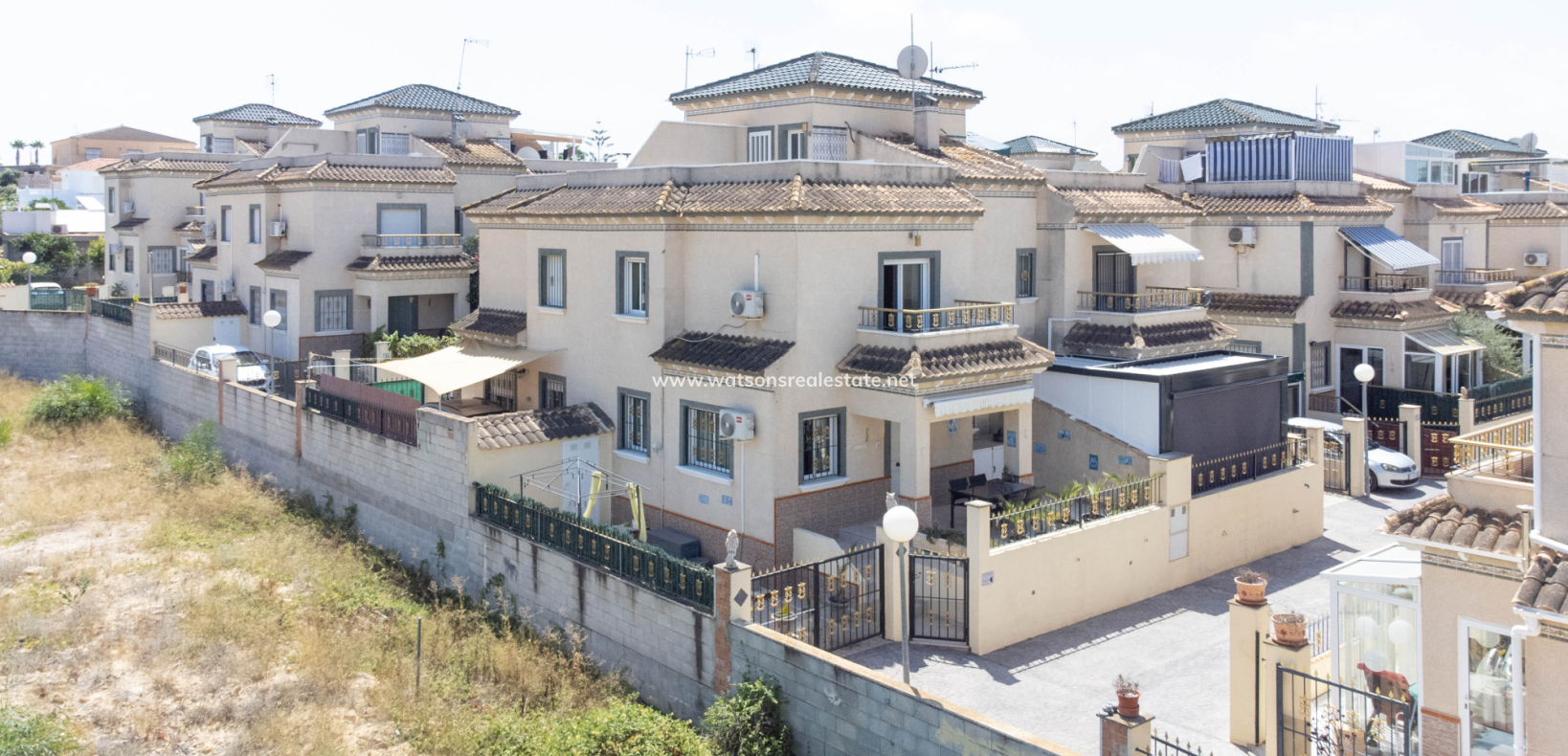 Resale - Quad - Urb. El Oasis - La Marina