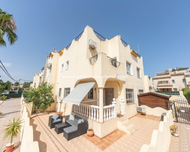 Resale - Quad - Urb. El Oasis - La Marina