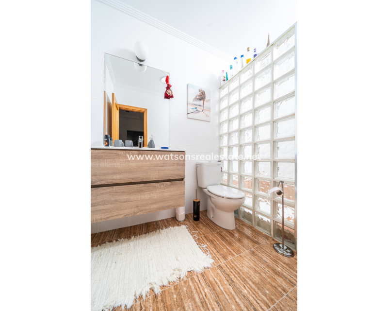 Resale - Quad - Urb. El Oasis - La Marina