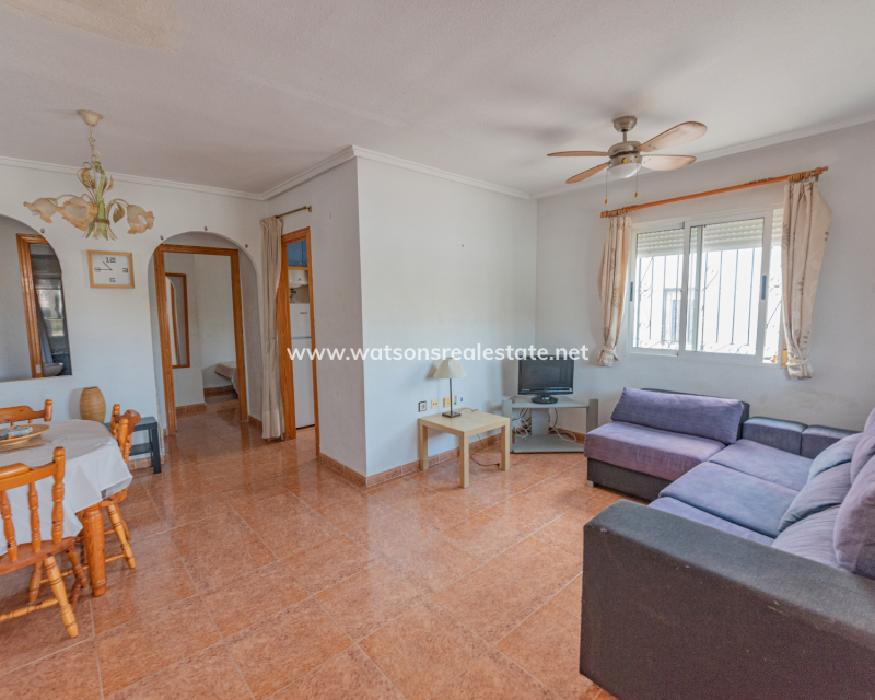 Resale - Quad - Urb. La Marina