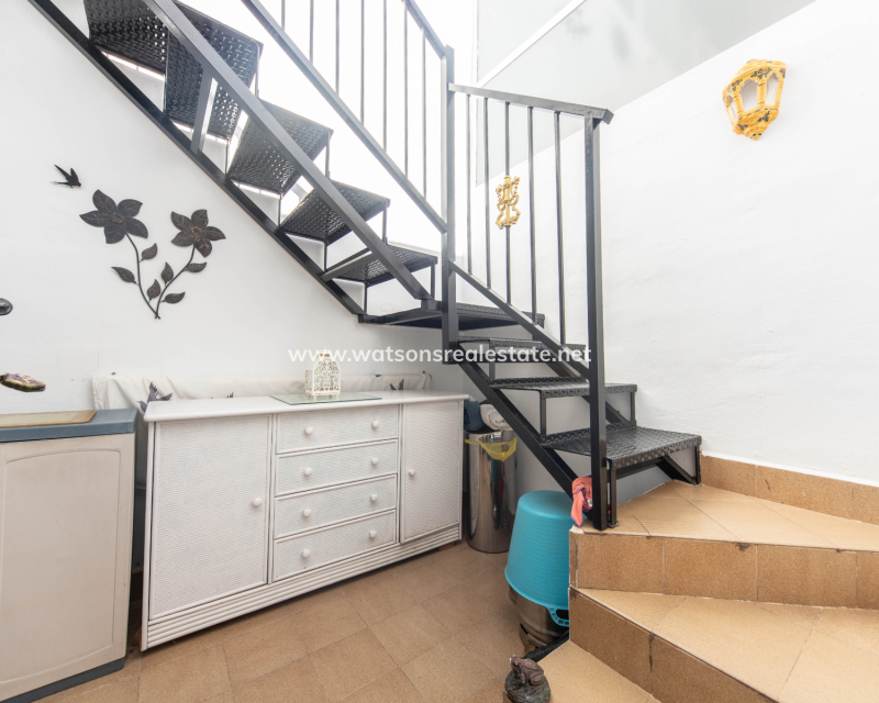 Resale - Quad - Urb. La Marina