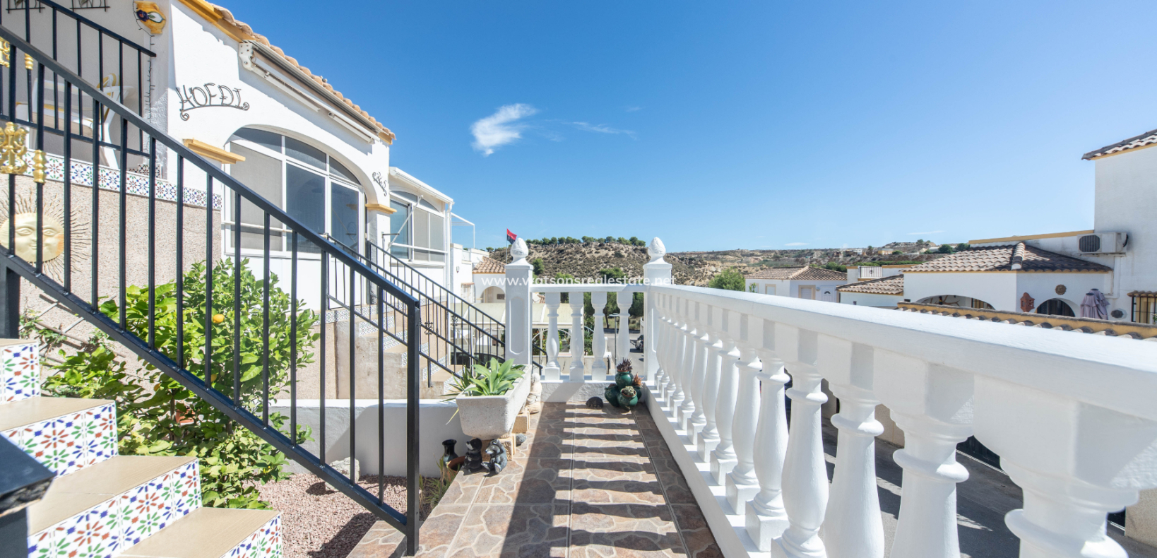 Resale - Quad - Urb. La Marina