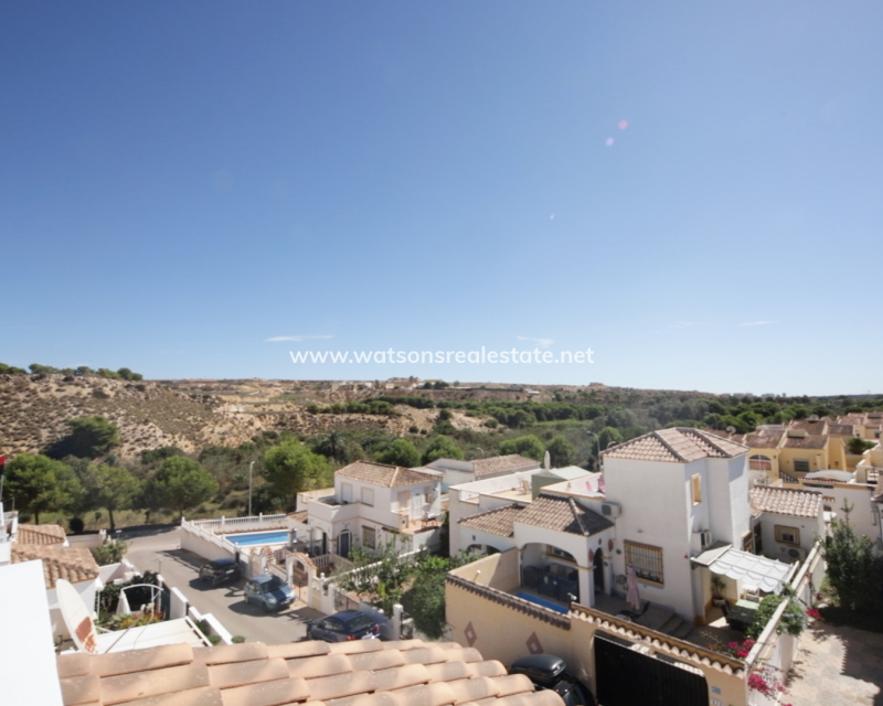 Resale - Quad - Urb. La Marina