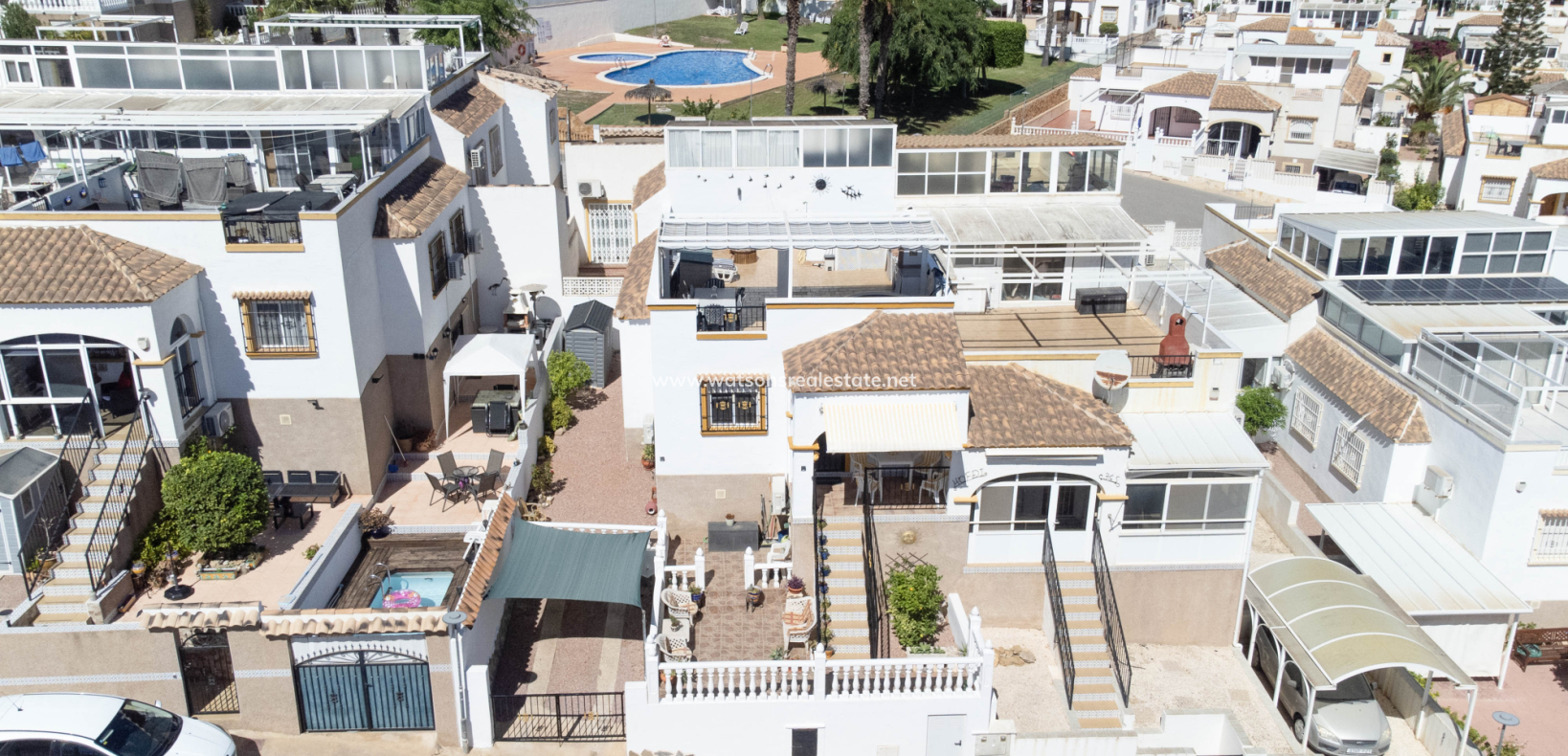 Resale - Quad - Urb. La Marina
