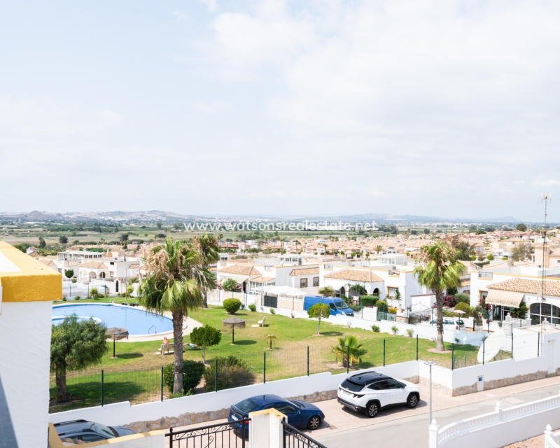 Resale - Quad - Urb. La Marina