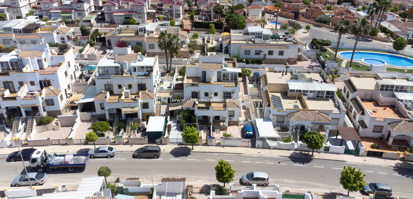 Resale - Quad - Urb. La Marina