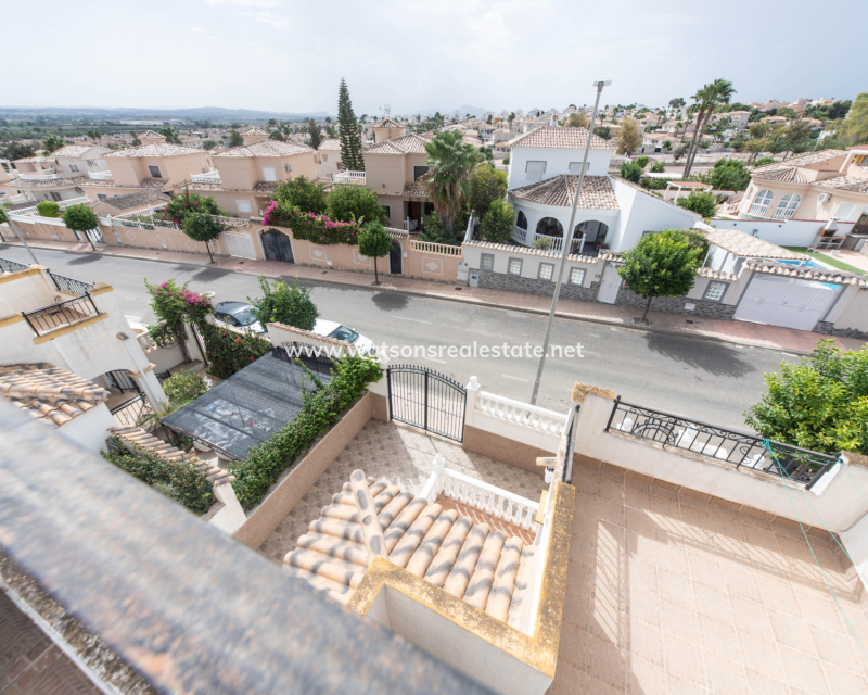 Resale - Quad - Urb. La Marina
