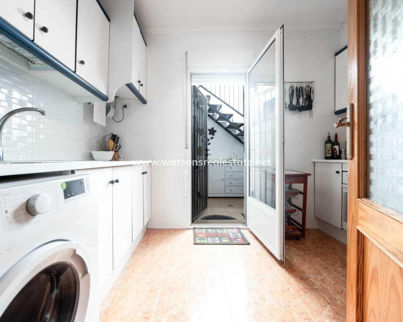 Resale - Quad - Urb. La Marina