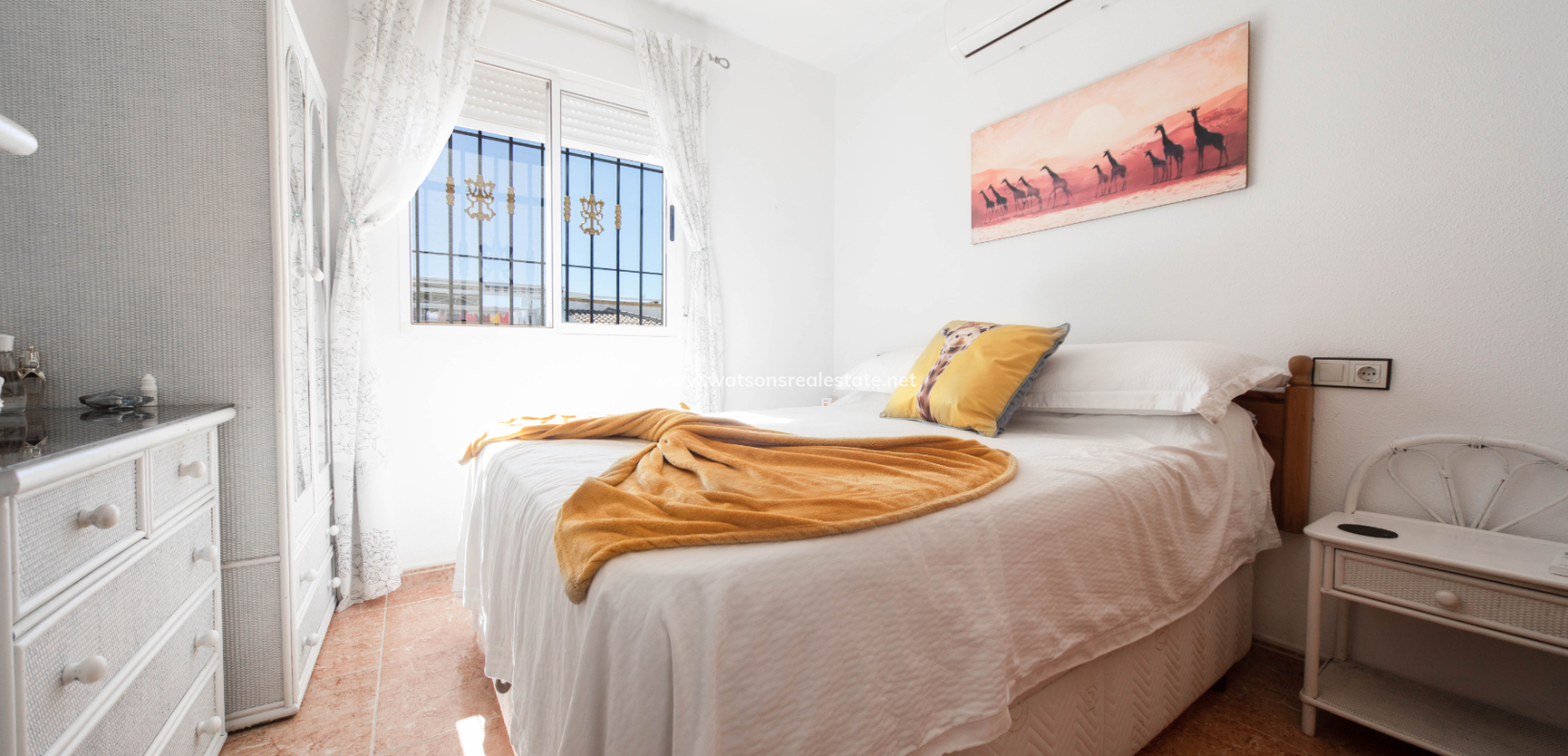 Resale - Quad - Urb. La Marina