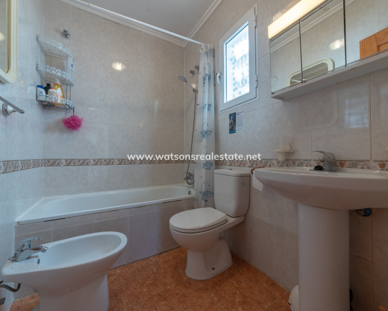 Resale - Quad - Urb. La Marina