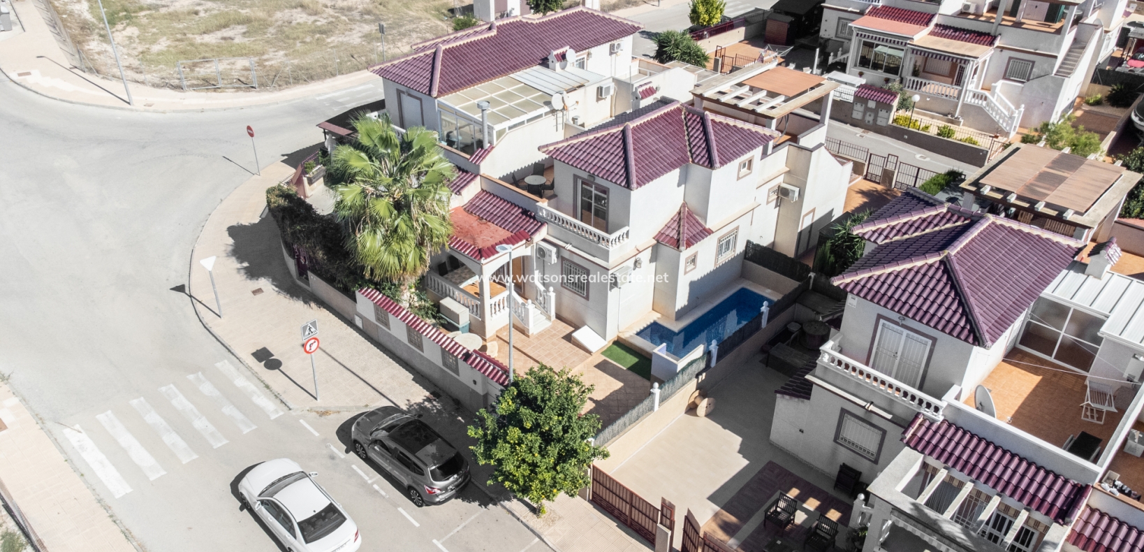 Resale - Quad - Urb. La Marina