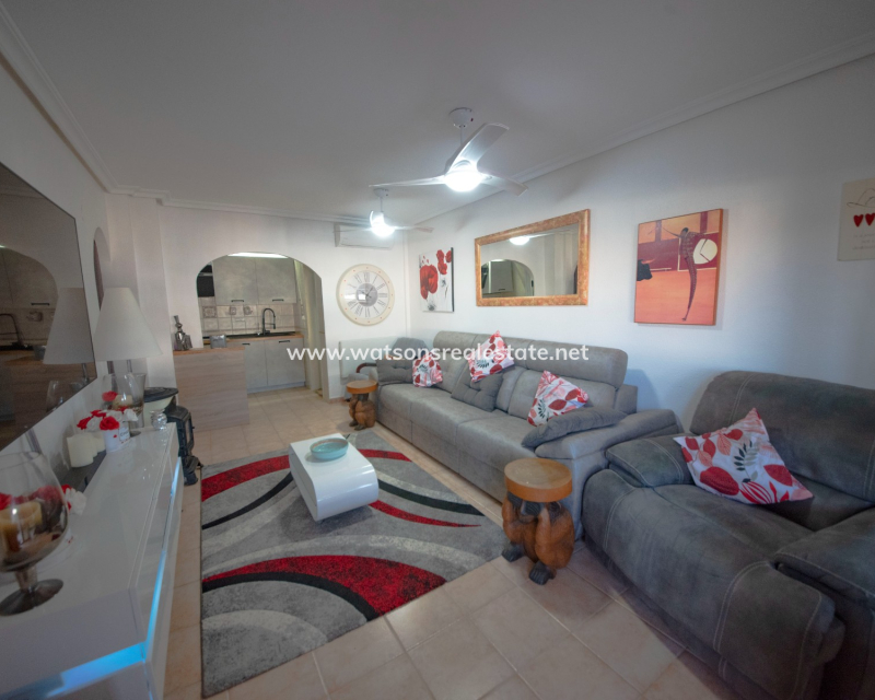 Resale - Quad - Urb. La Marina