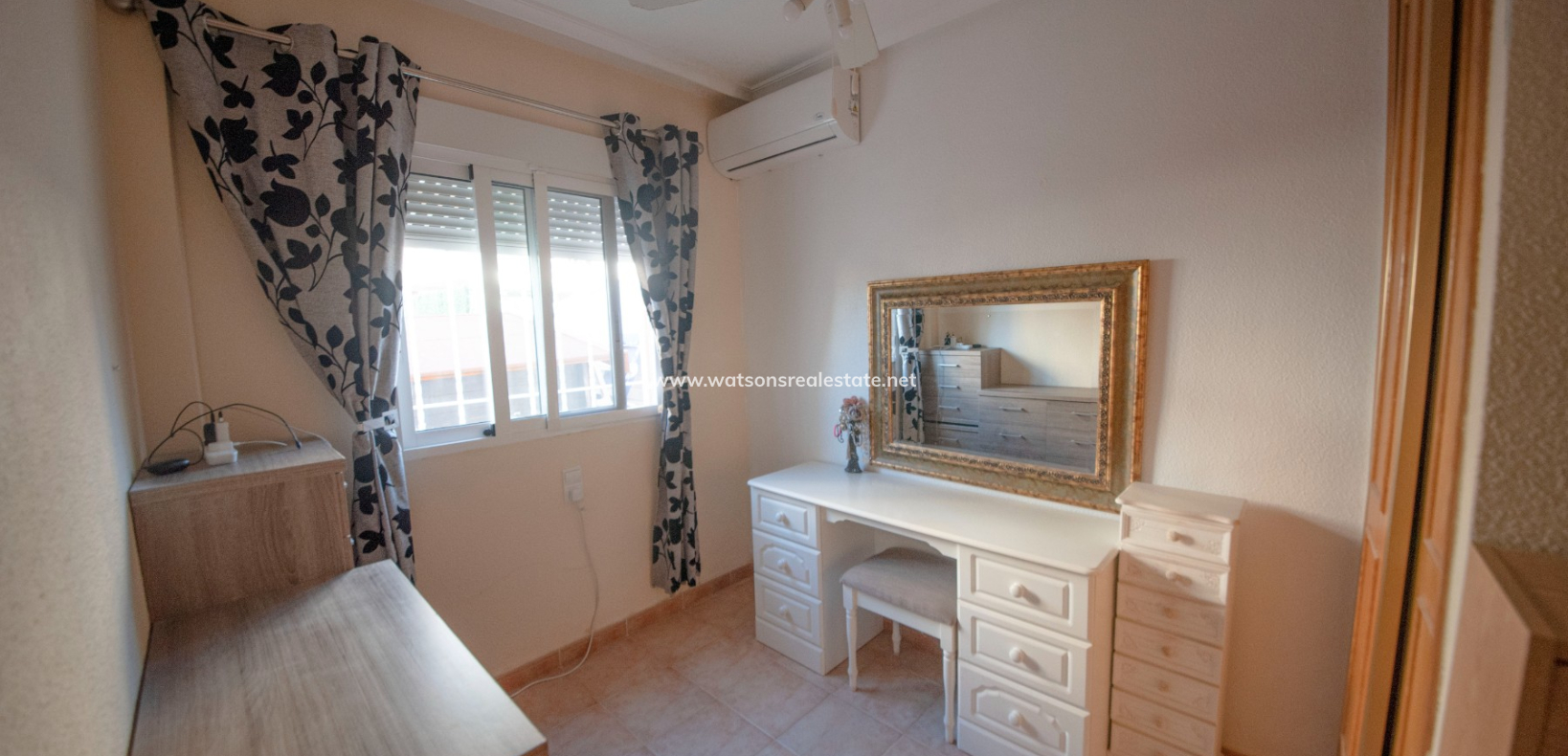Resale - Quad - Urb. La Marina