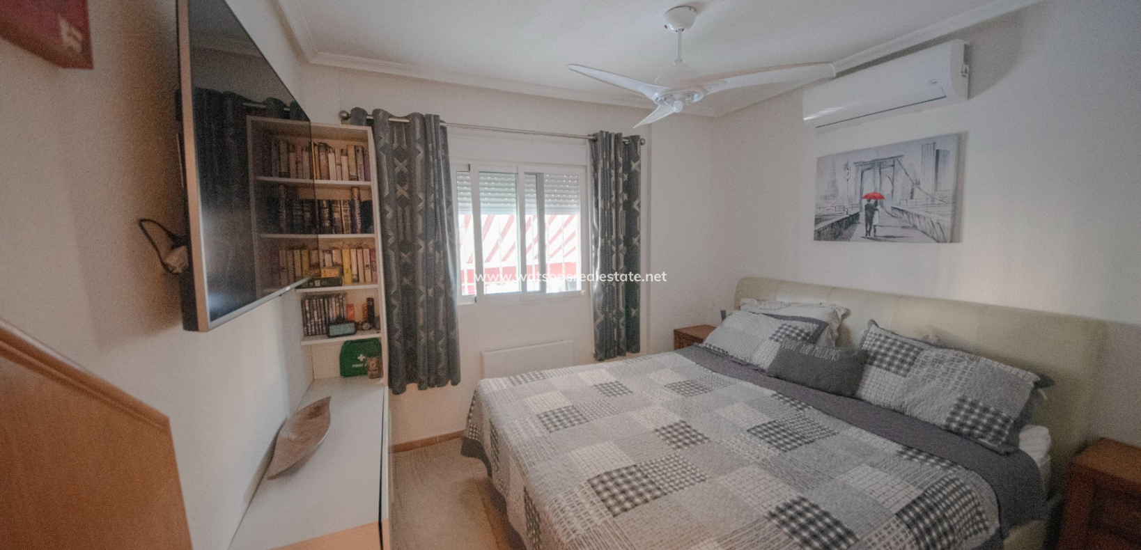 Resale - Quad - Urb. La Marina