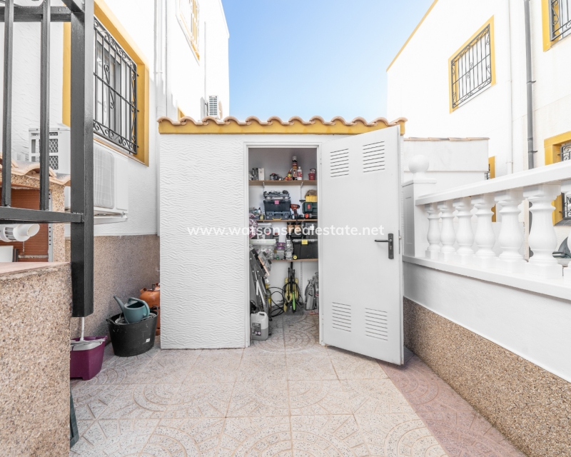 Resale - Quad - Urb. La Marina