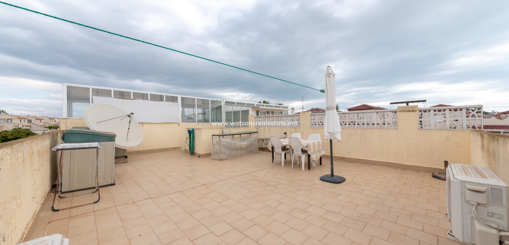 Resale - Quad - Urb. La Marina