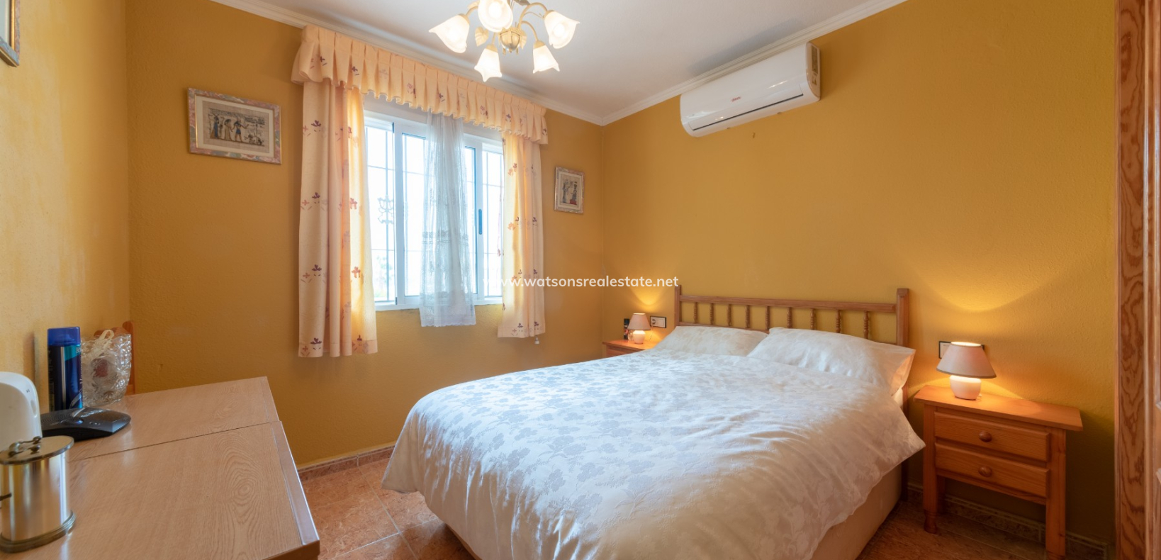 Resale - Quad - Urb. La Marina