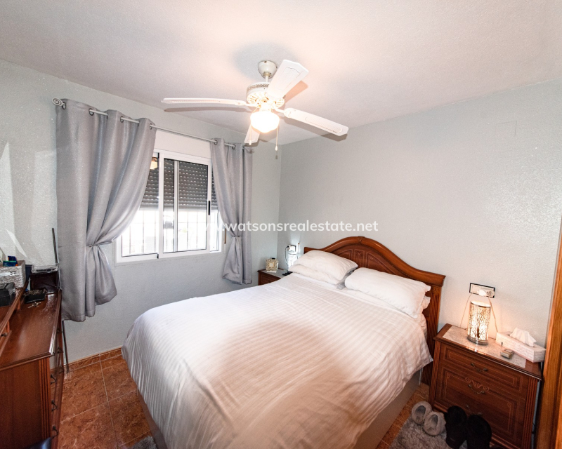 Resale - Quad - Urb. La Marina