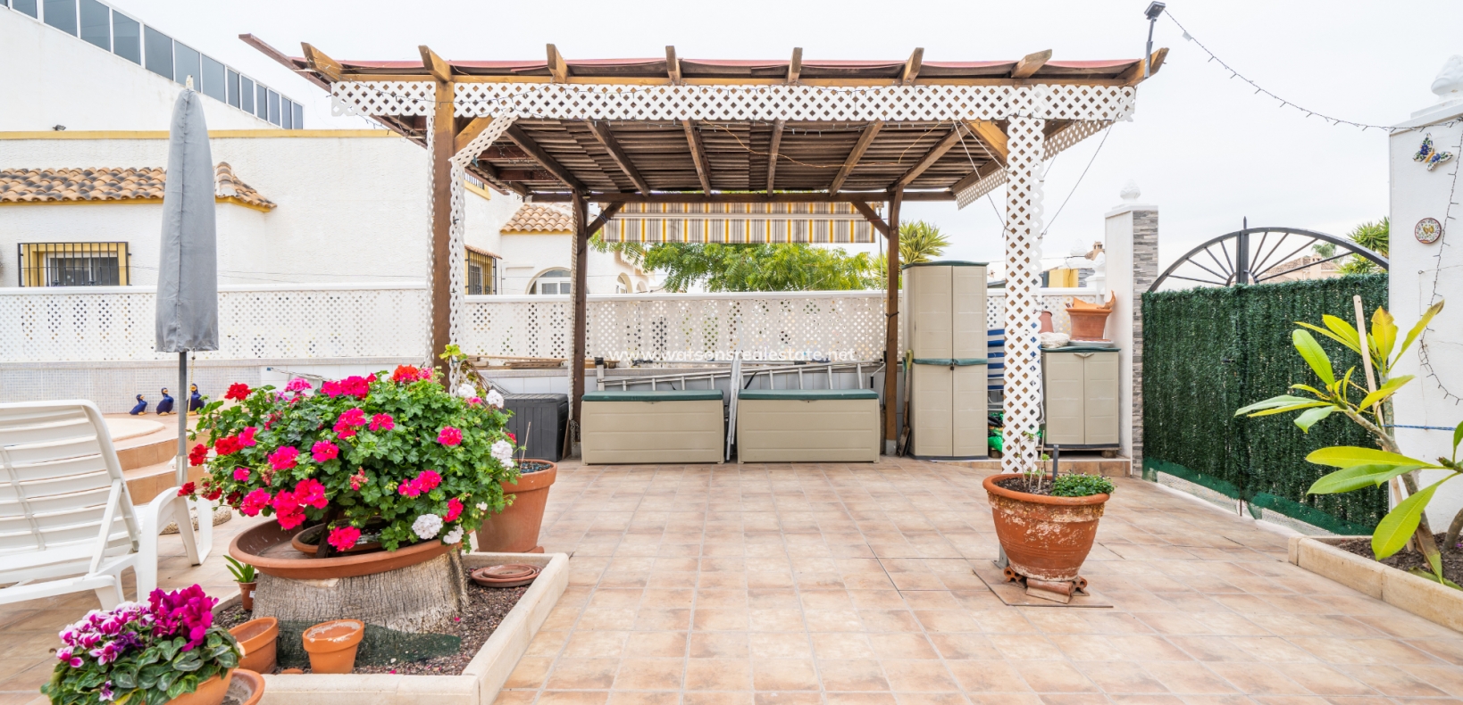 Resale - Quad - Urb. La Marina