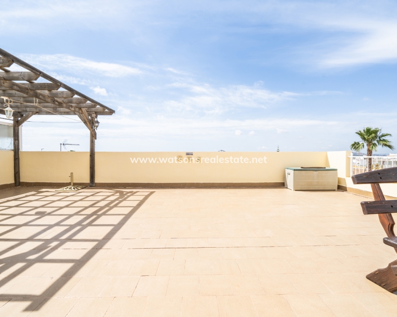 Resale - Quad - Urb. La Marina