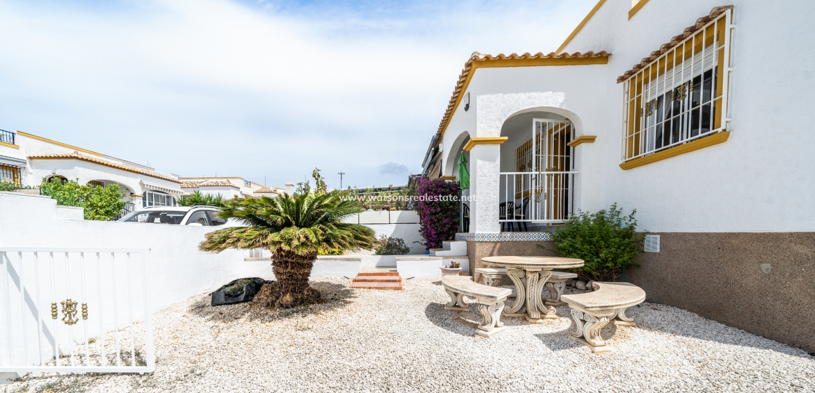 Resale - Quad - Urb. La Marina