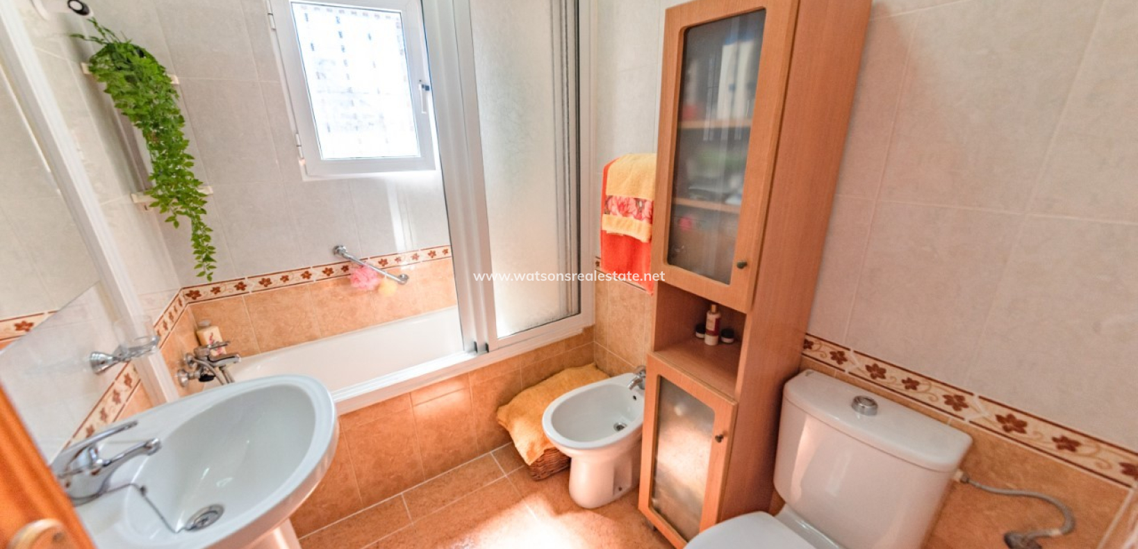 Resale - Quad - Urb. La Marina