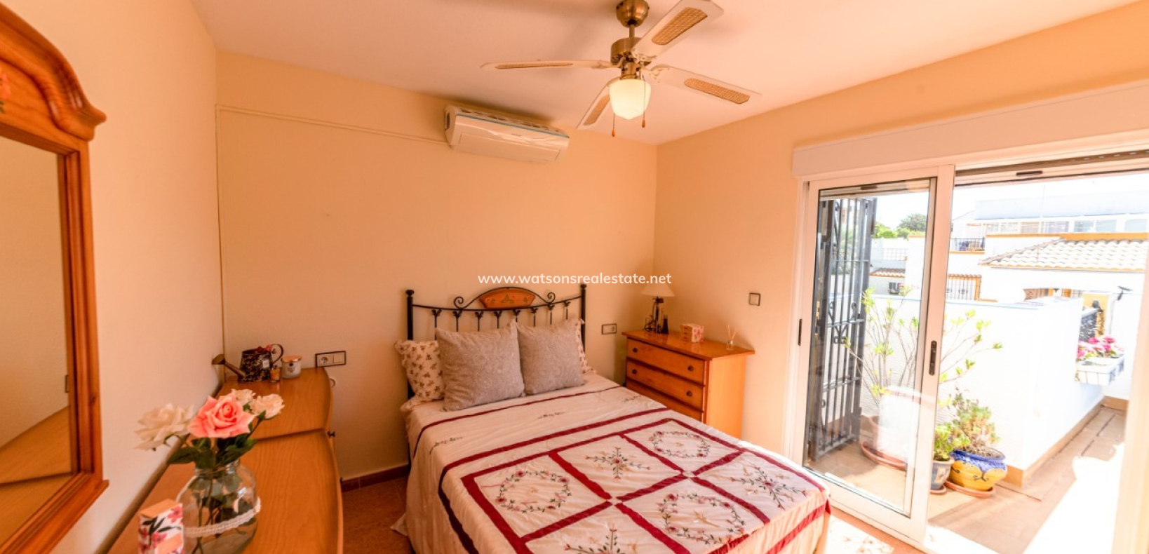 Resale - Quad - Urb. La Marina