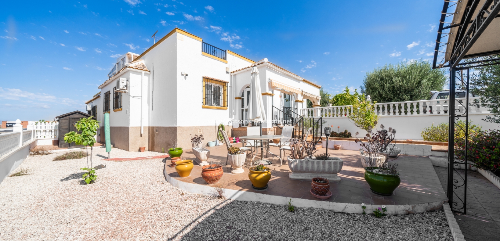 Resale - Quad - Urb. La Marina