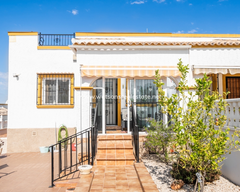 Resale - Quad - Urb. La Marina