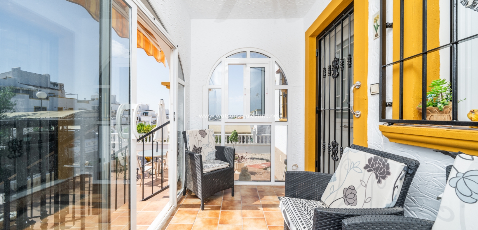 Resale - Quad - Urb. La Marina