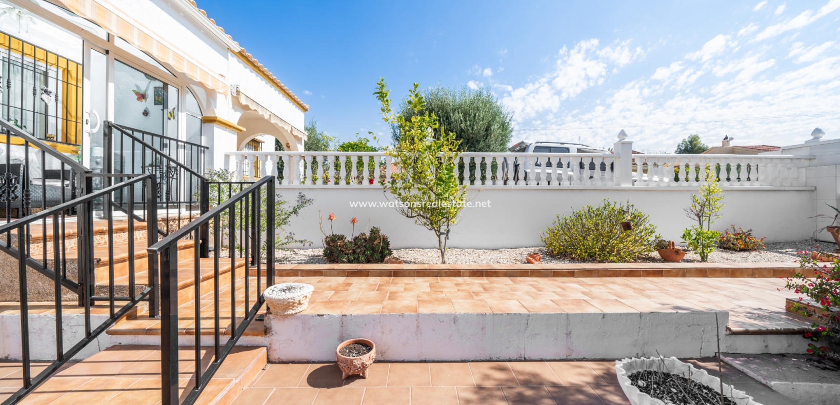 Resale - Quad - Urb. La Marina