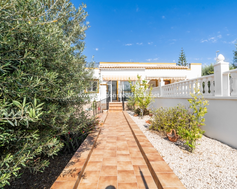 Resale - Quad - Urb. La Marina