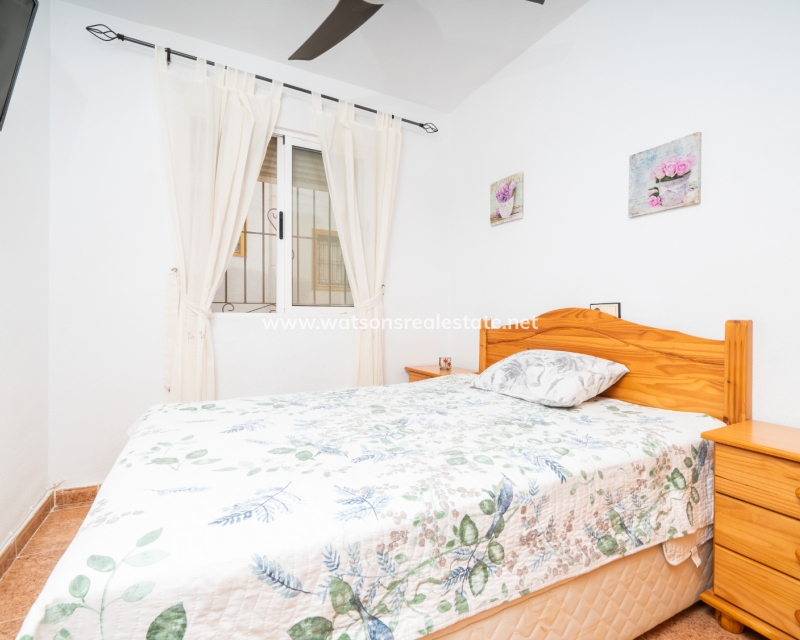 Resale - Quad - Urb. La Marina