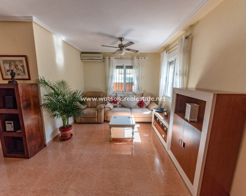 Resale - Quad - Urb. La Marina