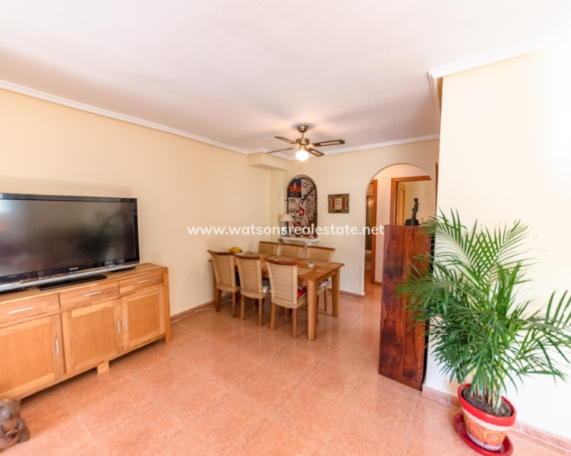 Resale - Quad - Urb. La Marina