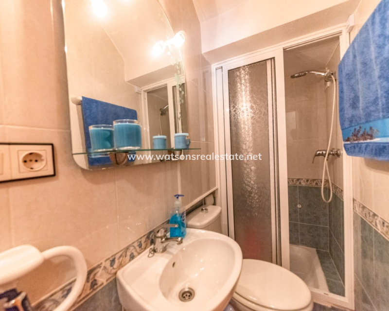 Resale - Quad - Urb. La Marina
