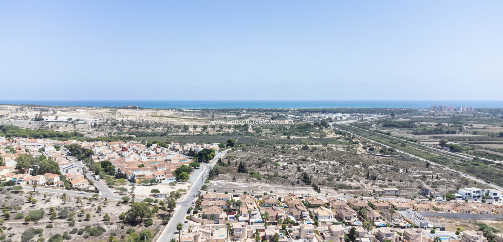 Resale - Quad - Urb. La Marina