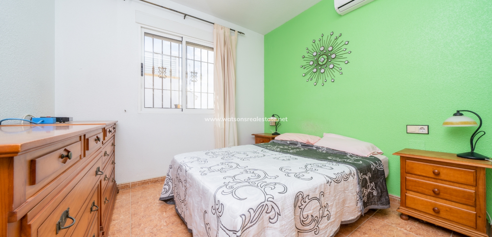 Resale - Quad - Urb. La Marina