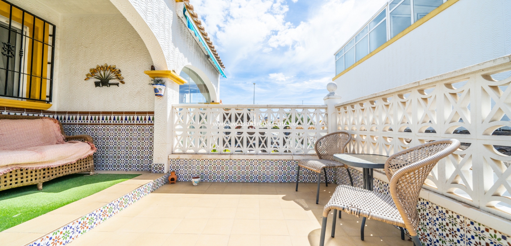 Resale - Quad - Urb. La Marina