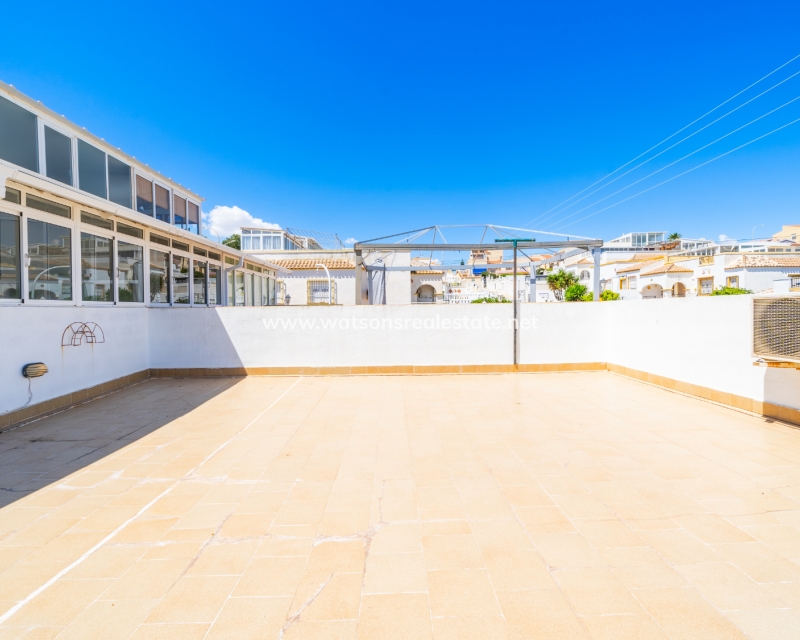 Resale - Quad - Urb. La Marina