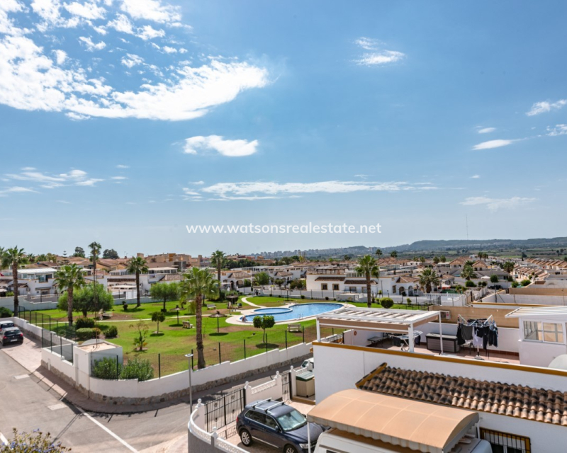 Resale - Quad - Urb. La Marina