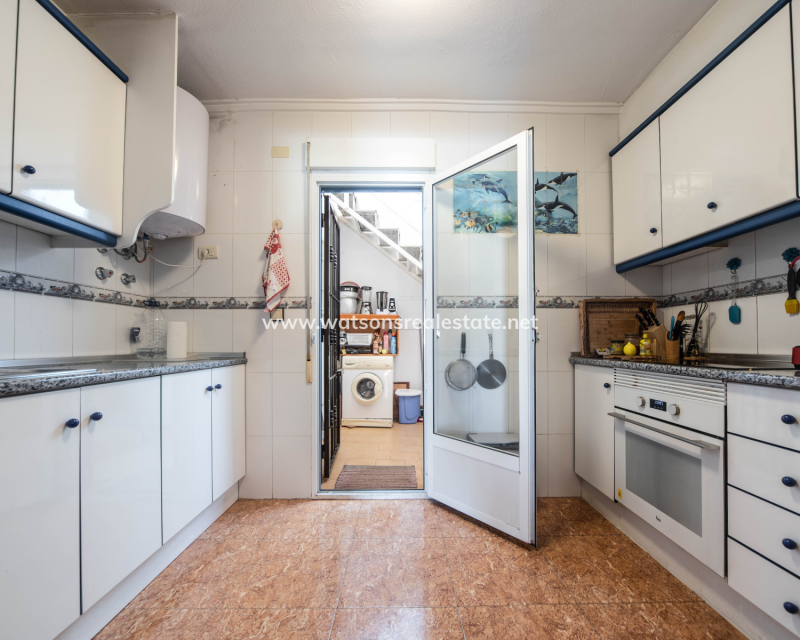 Resale - Quad - Urb. La Marina