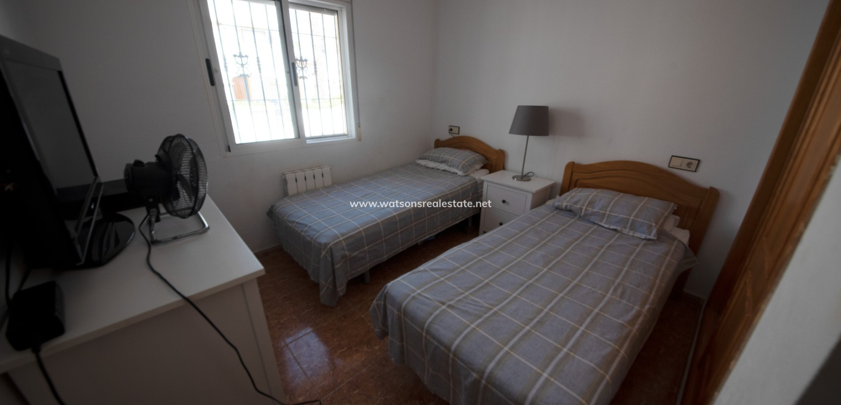 Resale - Quad - Urb. La Marina