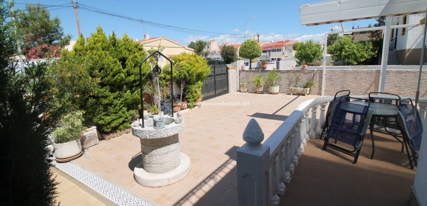 Resale - Quad - Urb. La Marina